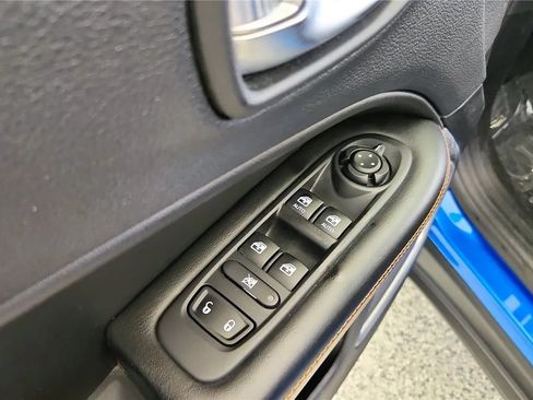 Used 2018 Jeep Compass Limited AWD/4WD image 21