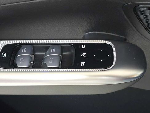 Certified 2026 Mercedes-Benz GLC 300 4MATIC image 24