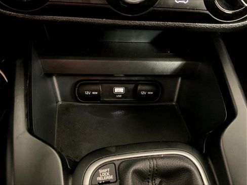 Used 2024 Kia Soul LX w/ Option Group 015 FWD image 15