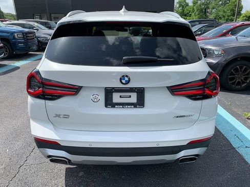 Used 2023 BMW X3 xDrive30i w/ Premium Package AWD/4WD image 4