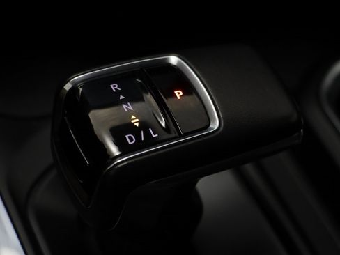 Certified 2022 GMC Sierra 1500 Elevation w/ Preferred Package image 15