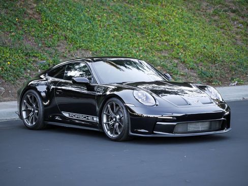 Used 2024 Porsche 911 GT3 image 28