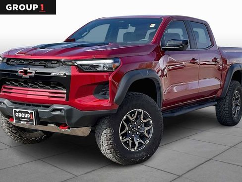 Used 2025 Chevrolet Colorado ZR2 w/ Technology Package image 1
