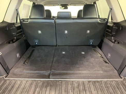 Used 2024 Toyota Grand Highlander AWD image 13