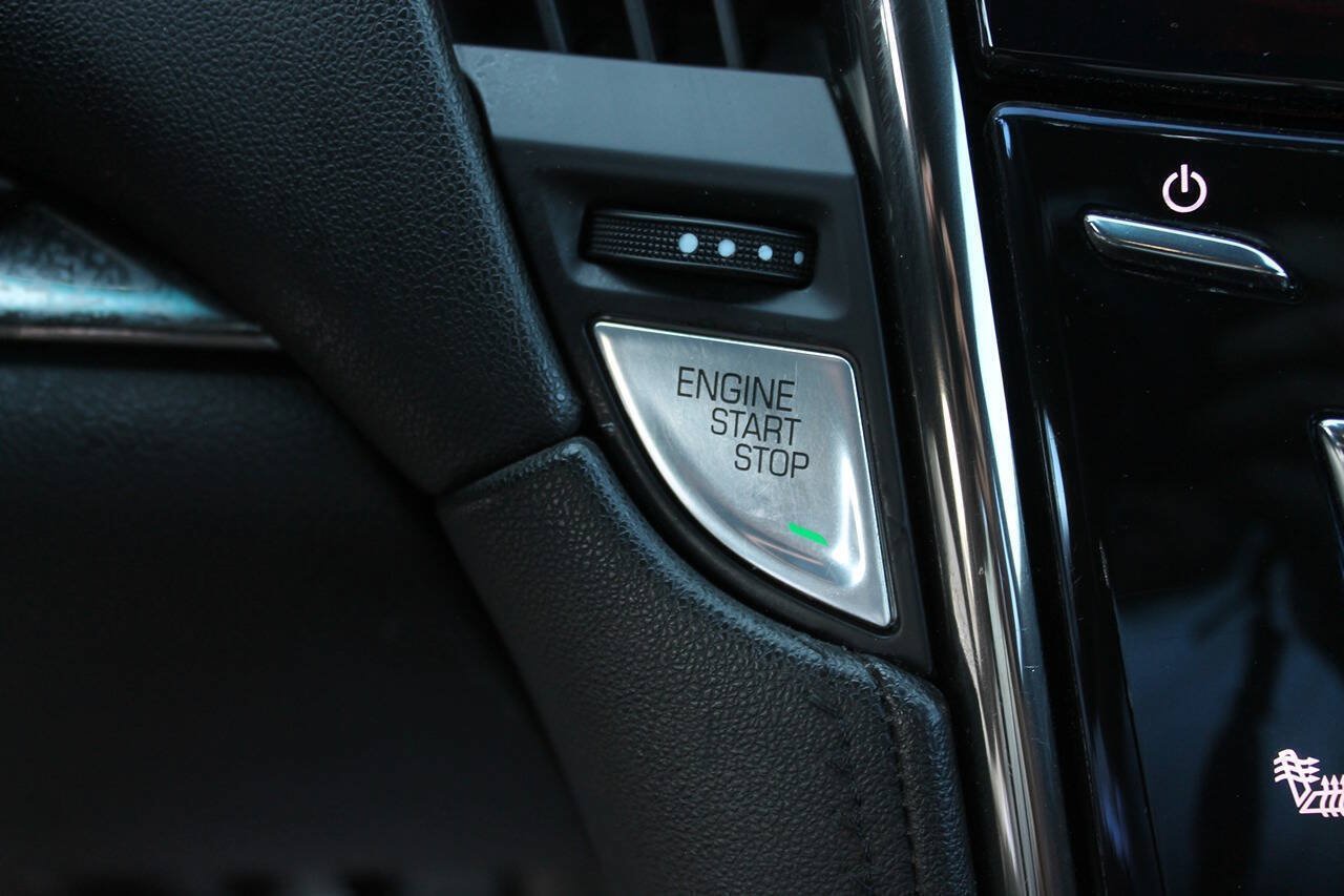 Used 2015 Cadillac ATS Luxury w/ Safety and Security Package RWD image 41