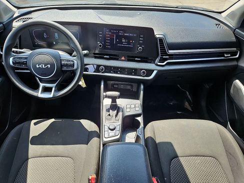 Used 2023 Kia Sportage LX AWD/4WD image 11