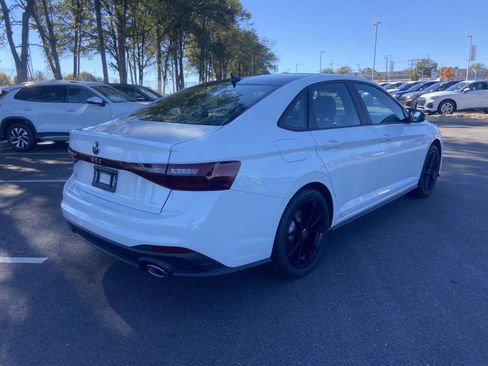 New 2026 Volkswagen Jetta GLI Autobahn image 9