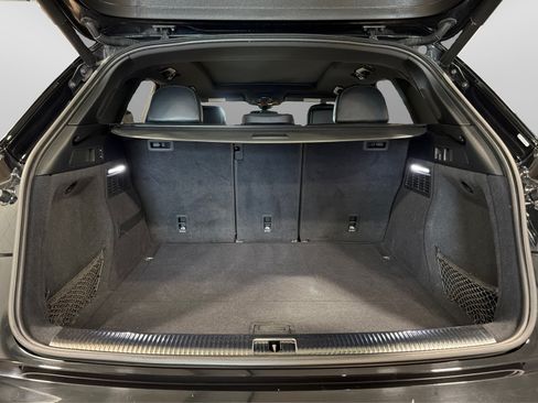 Used 2019 Audi SQ5 Prestige w/ Prestige Package AWD/4WD image 48