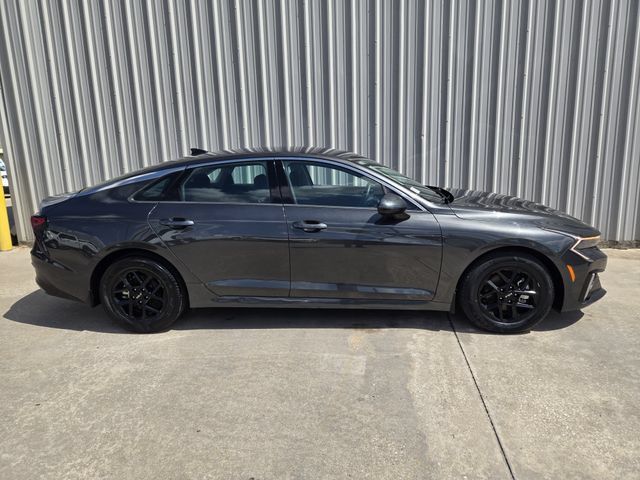 Used 2025 Kia K5 LXS FWD image 6