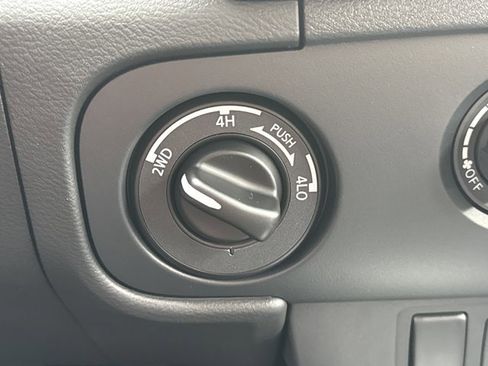 New 2026 Nissan Frontier SV w/ Tow Package image 19