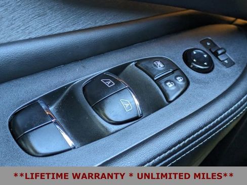 Used 2024 Nissan Murano SL image 29