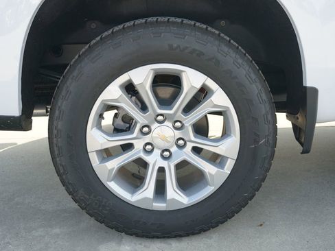 New 2026 Chevrolet Silverado 1500 LTZ w/ LTZ Premium Package image 6