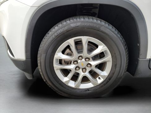 Used 2019 Chevrolet Traverse LT image 20