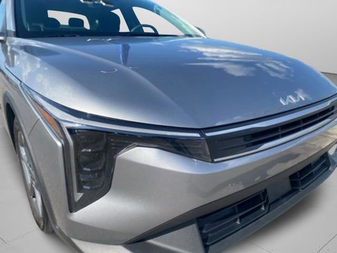 Used 2025 Kia K4 FWD image 31