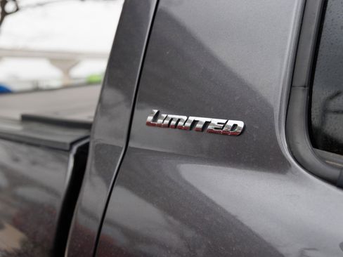 Used 2015 Toyota Tundra Limited image 10