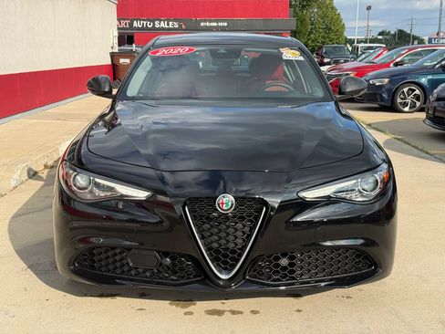 Used 2020 Alfa Romeo Giulia Ti w/ Nero Edizione RWD image 6