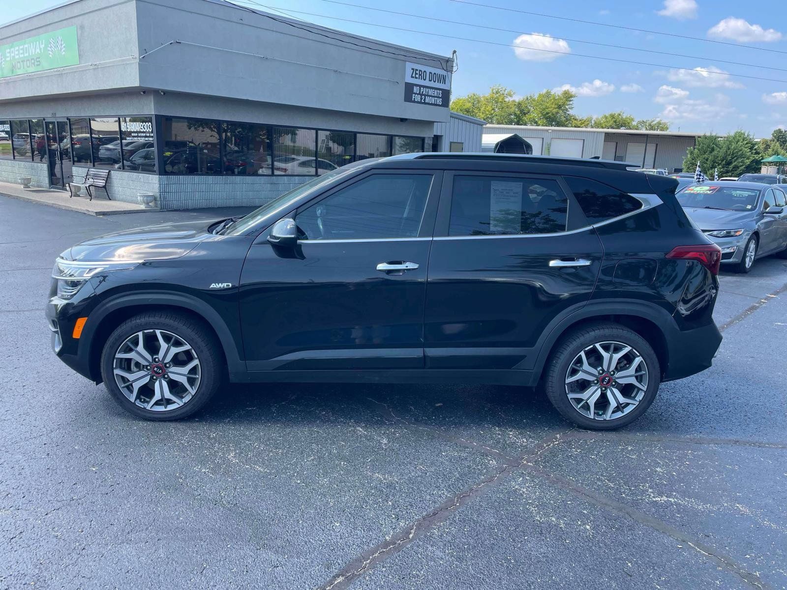 Used 2021 Kia Seltos SX w/ SX Sunroof Package AWD/4WD image 4