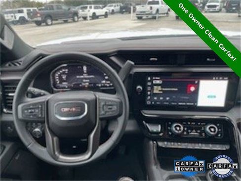 Used 2025 GMC Sierra 2500 AT4 image 10