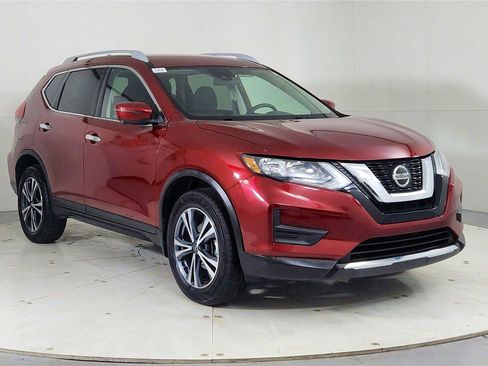 Used 2019 Nissan Rogue SV w/ Premium Package image 1