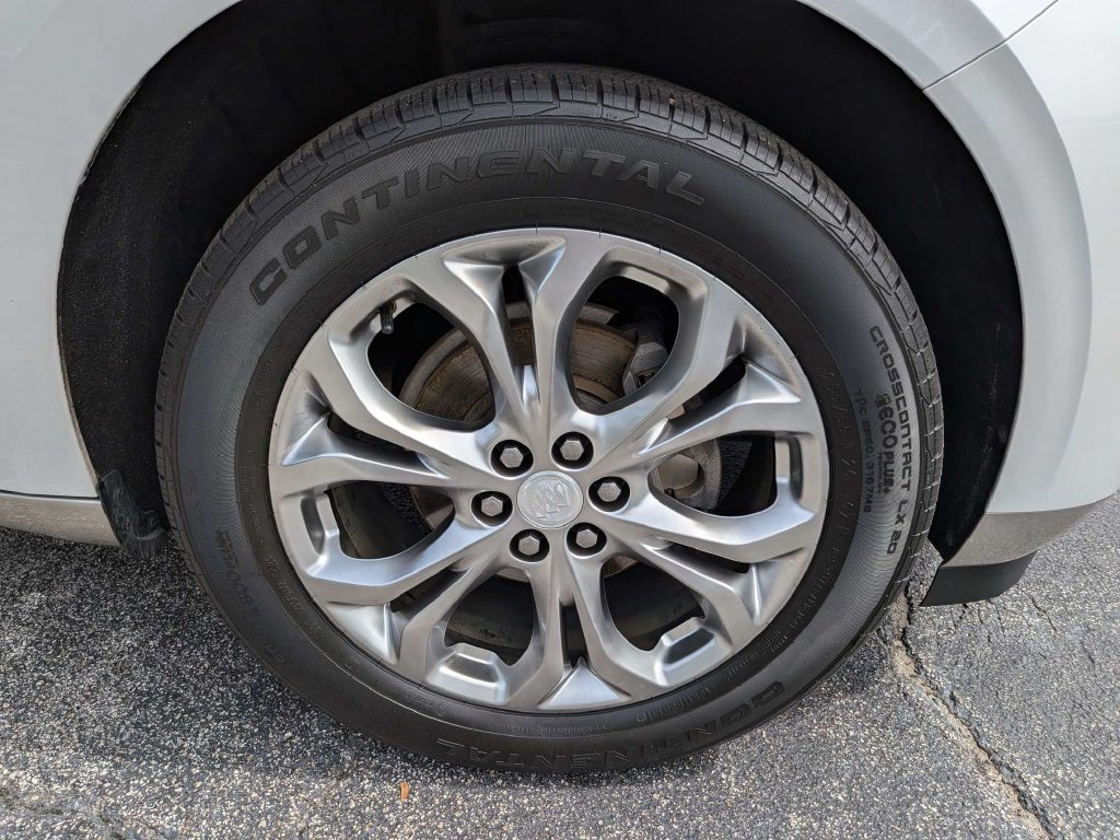 Used 2019 Buick Enclave Avenir w/ Avenir Technology Package FWD image 12