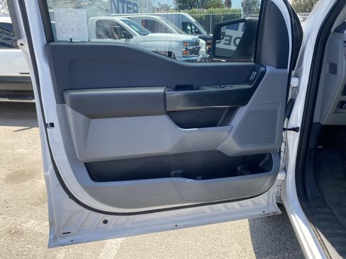 Used 2022 Ford F150 XL w/ Equipment Group 101A High RWD image 14