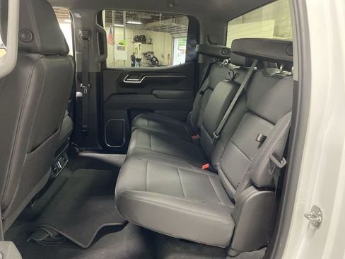Used 2026 GMC Sierra 1500 SLT AWD/4WD image 23