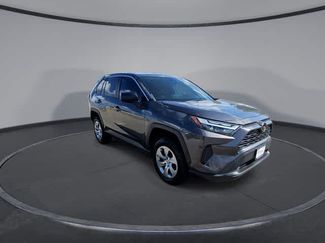 Used 2023 Toyota RAV4 LE AWD/4WD video 2