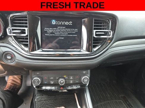 Used 2022 Dodge Durango SXT AWD/4WD image 15