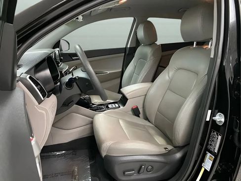 Used 2019 Hyundai Tucson Value w/ Cargo Package AWD/4WD image 10
