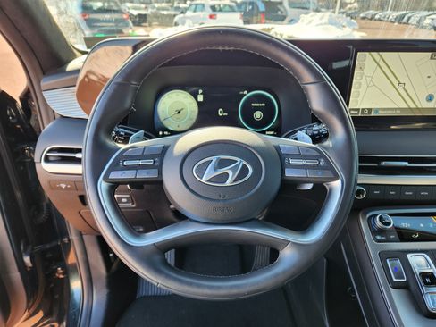 Certified 2025 Hyundai Palisade Calligraphy AWD/4WD image 18