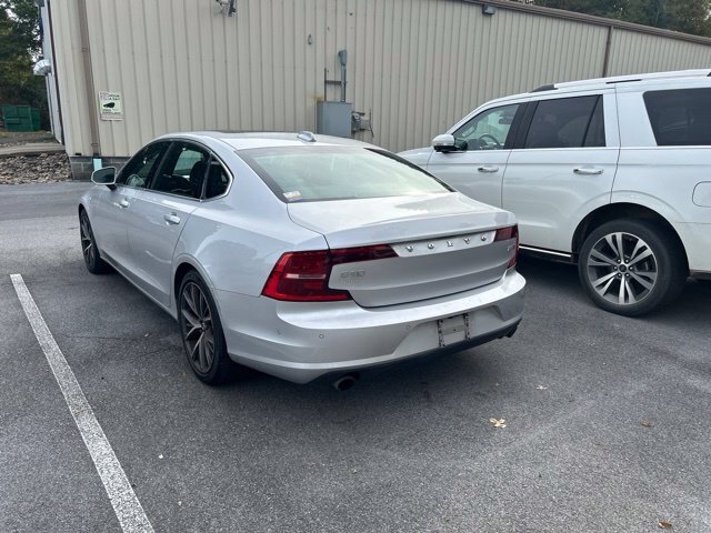 Used 2018 Volvo S90 T5 Momentum w/ Convenience Package AWD/4WD image 3