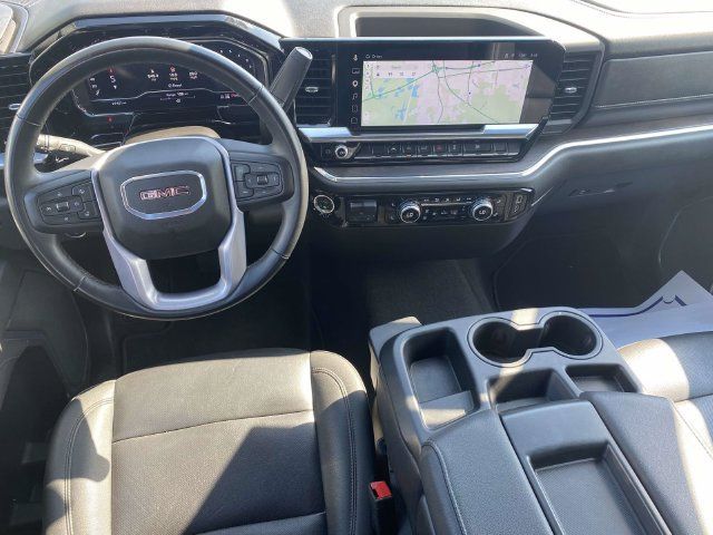 Used 2025 GMC Sierra 1500 SLT AWD/4WD image 10