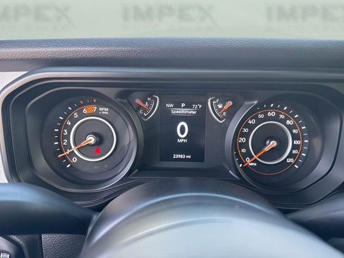 Used 2025 Jeep Wrangler Unlimited Sport AWD/4WD image 18