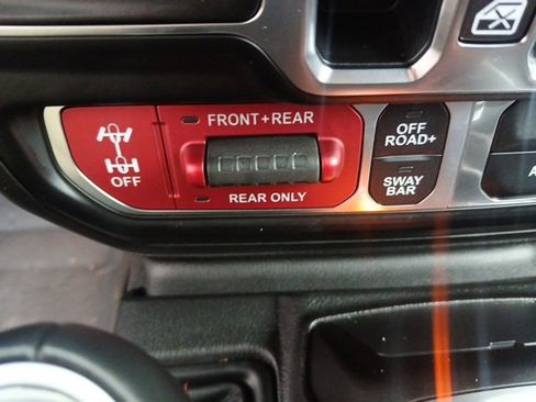 Used 2023 Jeep Wrangler Unlimited Rubicon w/ Steel Bumper Group image 48