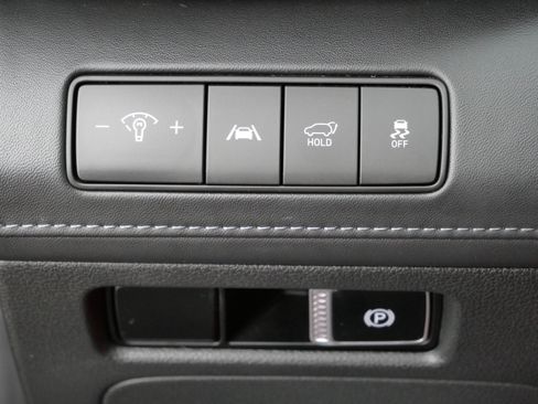 Certified 2023 Hyundai Santa Fe SEL w/ Premium Package image 21