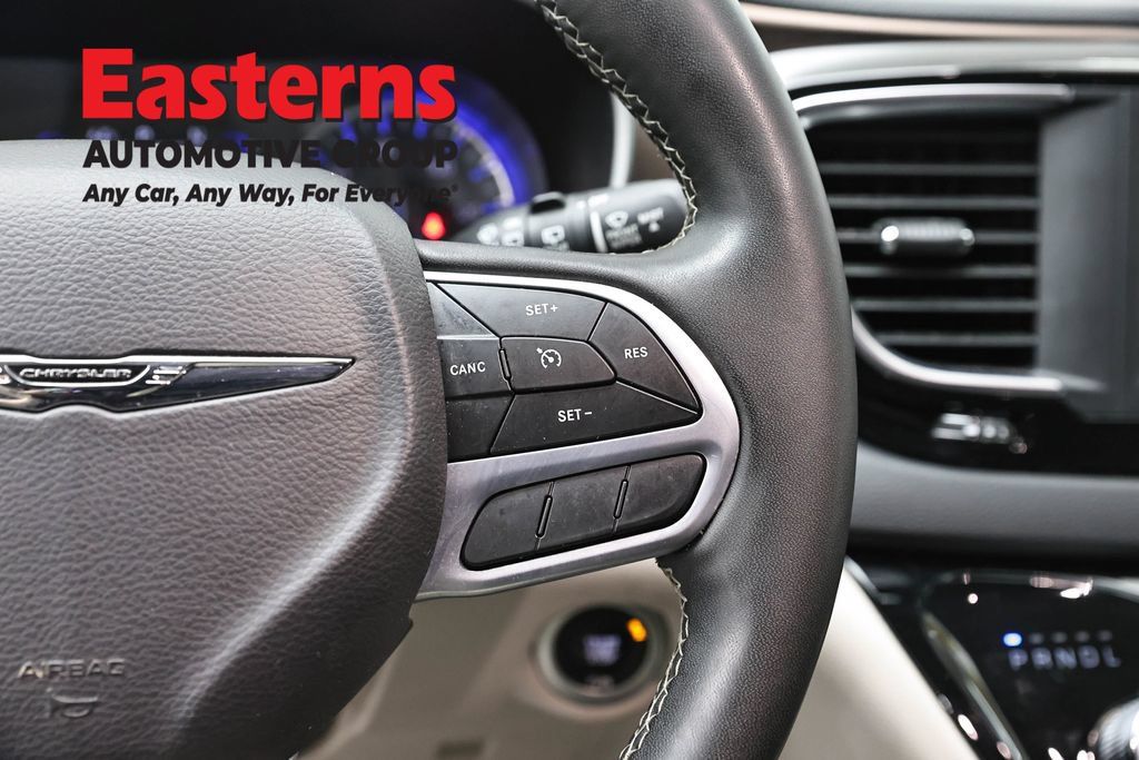 Used 2024 Chrysler Voyager LX FWD image 16