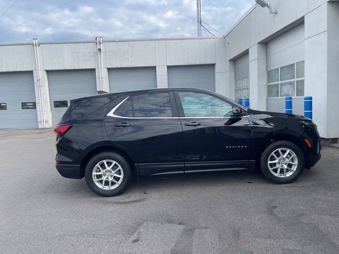 Used 2024 Chevrolet Equinox LT AWD/4WD image 8