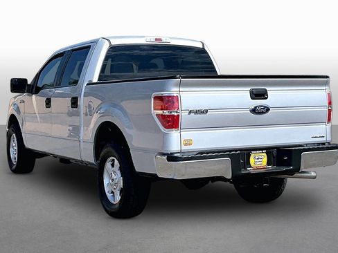 Used 2013 Ford F150 XLT w/ Mid Equipment Group RWD image 11