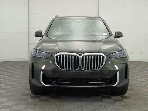 New 2026 BMW X5 sDrive40i w/ Climate Comfort Package image 2
