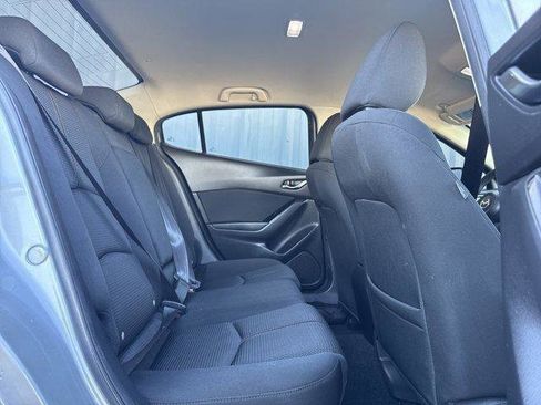 Used 2017 MAZDA MAZDA3 Sport w/ Preferred Equipment Package image 43