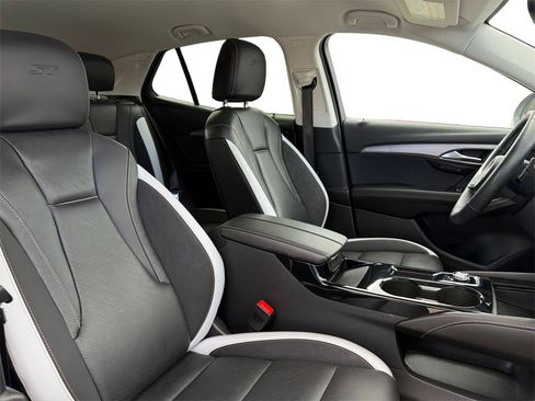 Used 2024 Buick Envision Sport Touring image 15