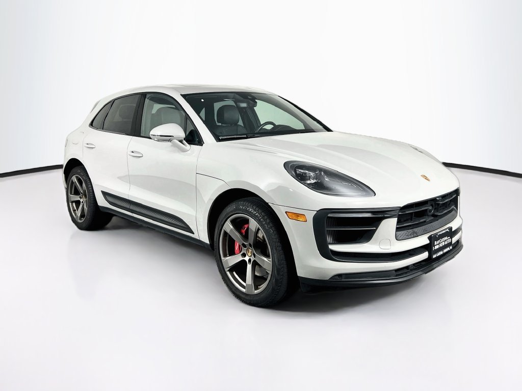 Certified 2024 Porsche Macan S AWD/4WD image 7