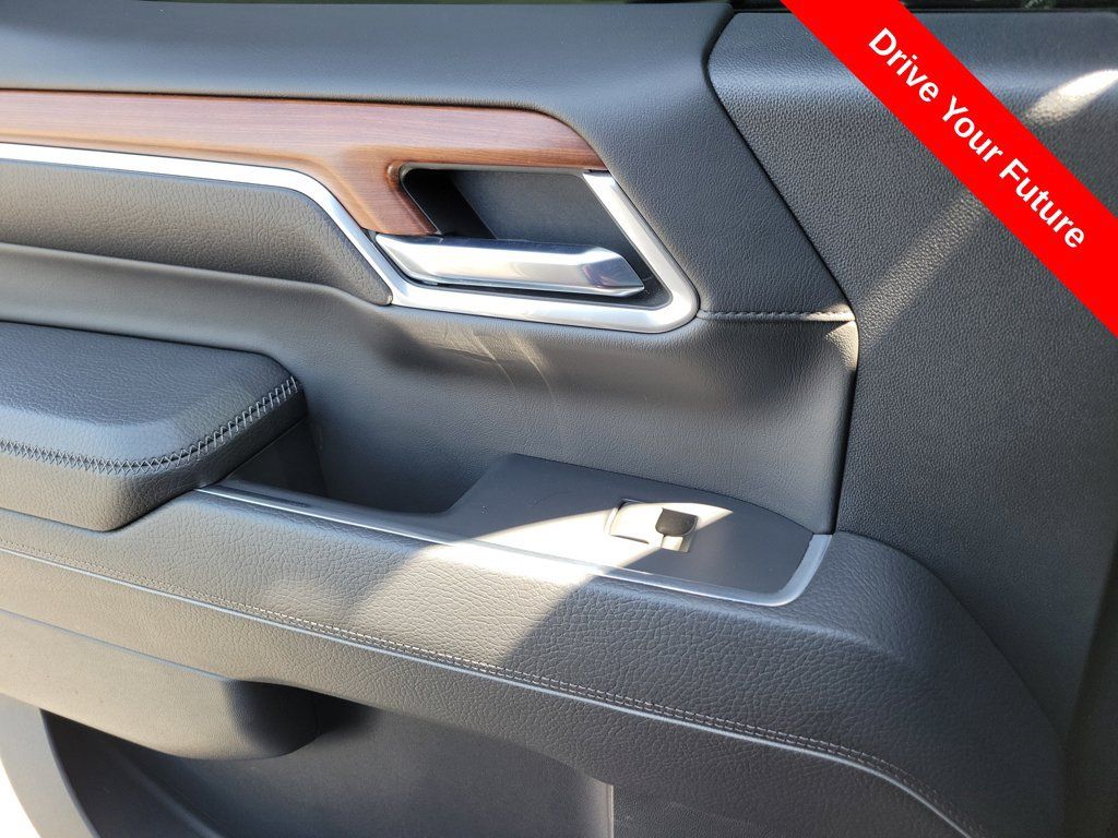Used 2023 GMC Sierra 1500 Denali w/ Denali Reserve Package AWD/4WD image 24