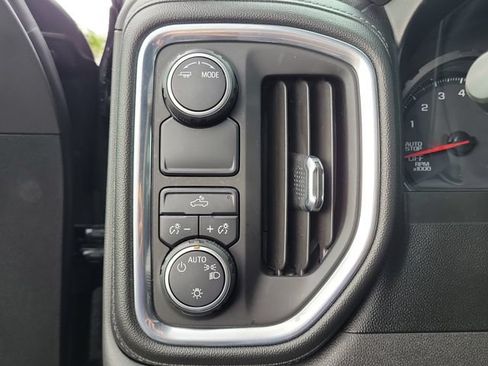 Used 2021 Chevrolet Silverado 1500 LT RWD image 14
