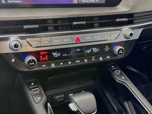Used 2024 Kia Telluride SX X-Pro AWD/4WD image 18