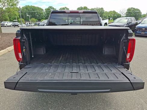 Used 2025 GMC Sierra 1500 SLT w/ SLT Premium Package AWD/4WD image 32