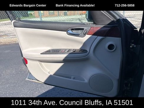 Used 2010 Chevrolet Impala LT image 14