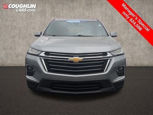 Certified 2023 Chevrolet Traverse LT image 2