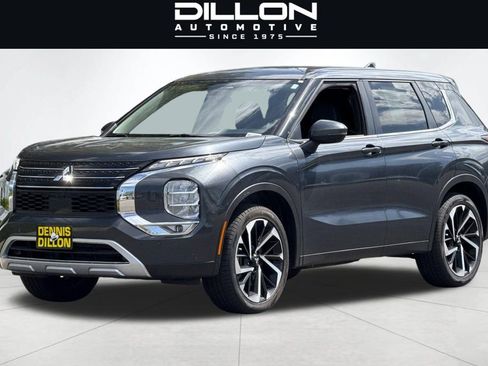 Used 2024 Mitsubishi Outlander SE AWD/4WD image 8