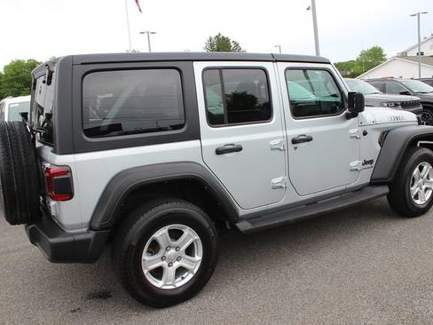 Used 2023 Jeep Wrangler Unlimited Sport AWD/4WD image 26
